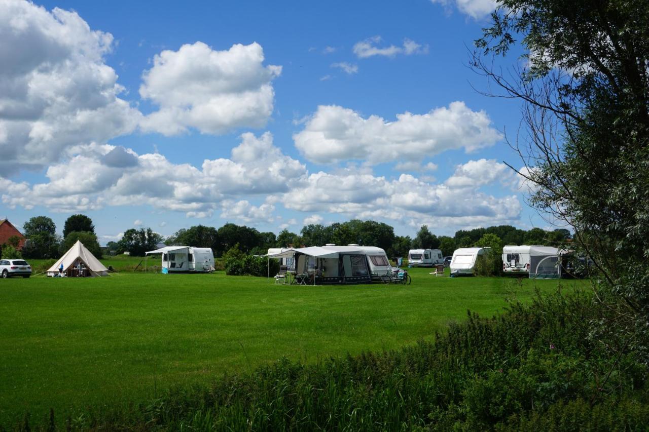 Vakantiehuisje Vlakbij Leeuwarden, Swichumer Pleats Exterior foto